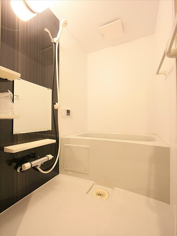 追い焚き機能付きバスルーム