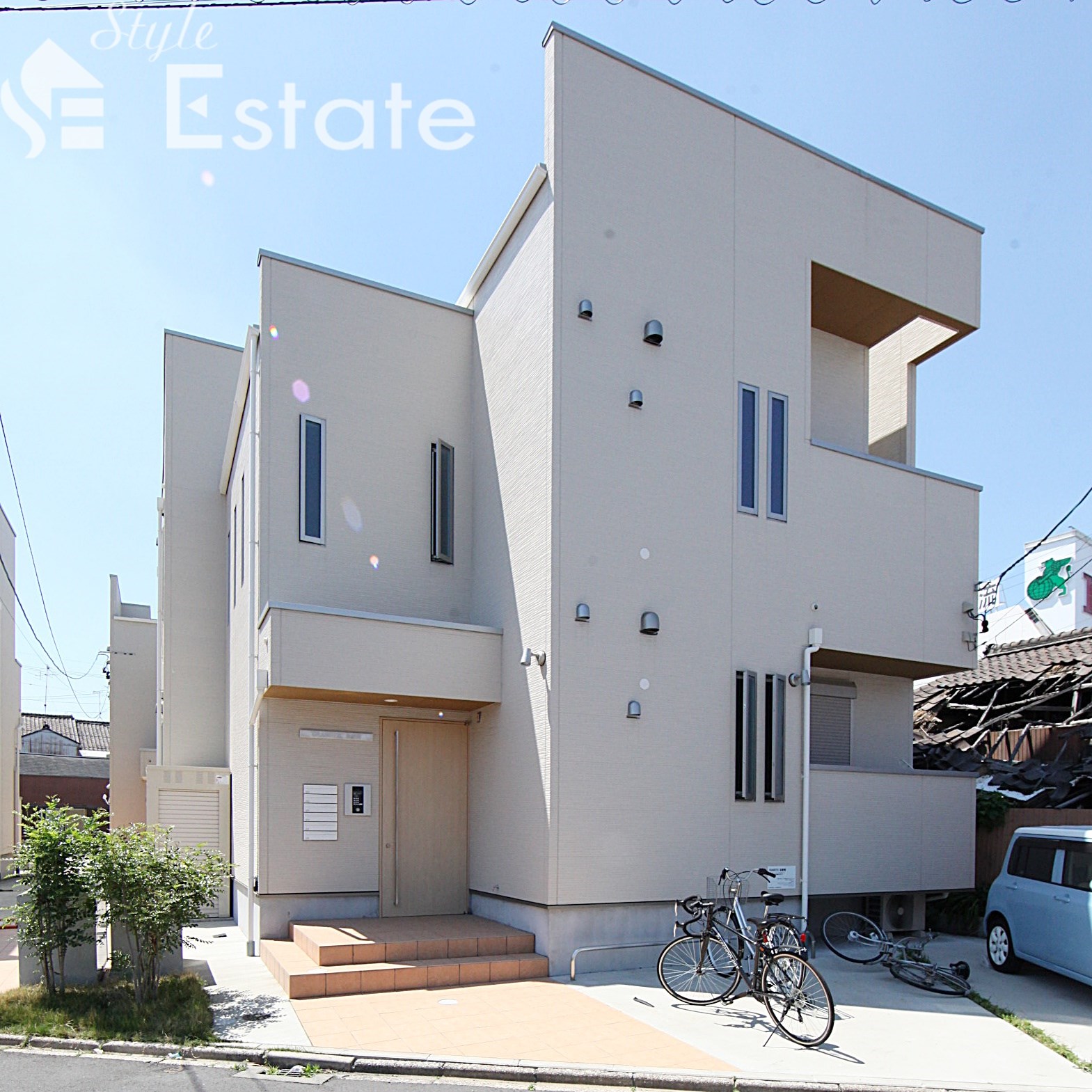 GRANDTIC　名駅南