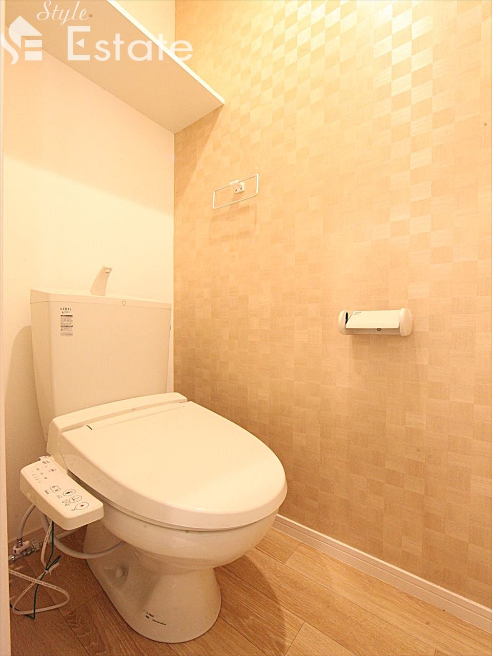 トイレ ウォッシュレット 棚付