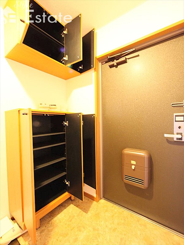 シューズボックス