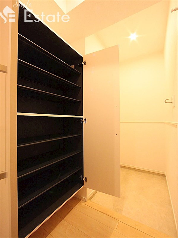 充実シューズボックス