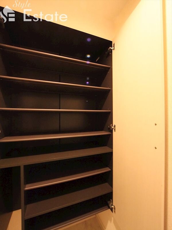 シューズボックス