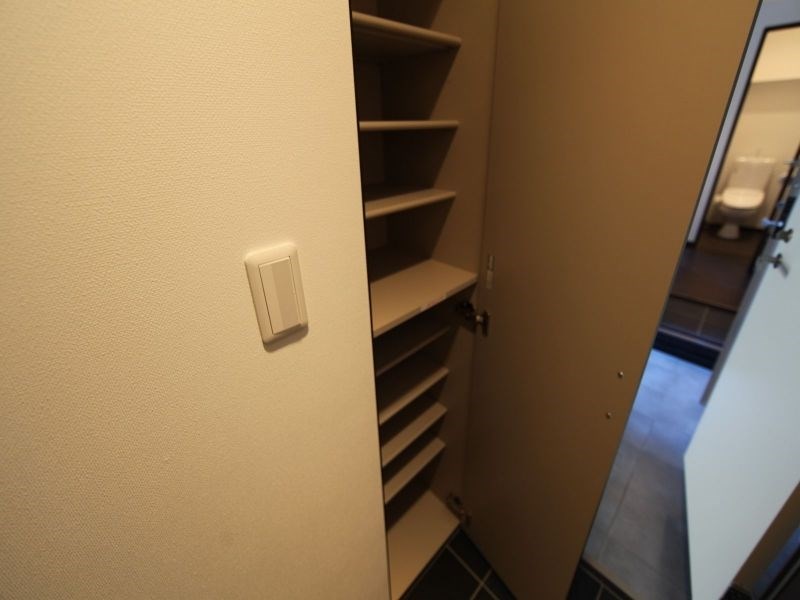 シューズボックス