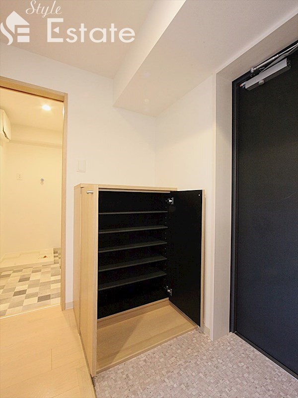 玄関 シューズボックス