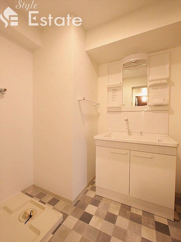 脱衣場 独立洗面台