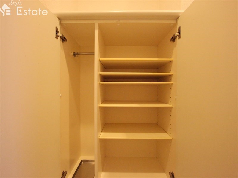 シューズボックス