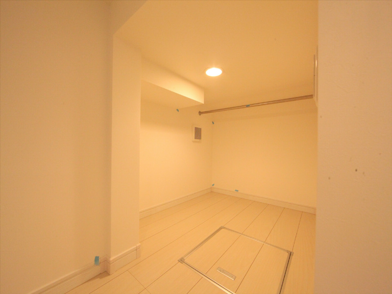 アンダーロフト奥