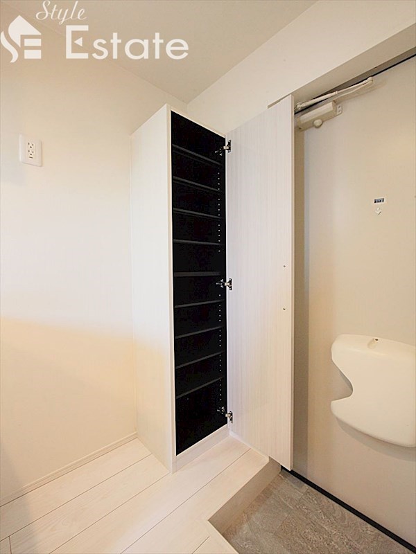 シューズボックス