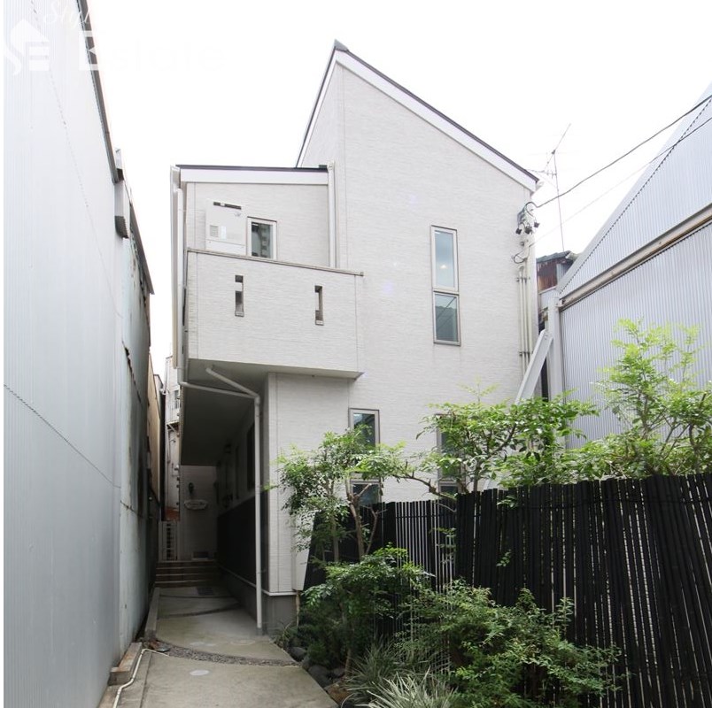 金山BASE