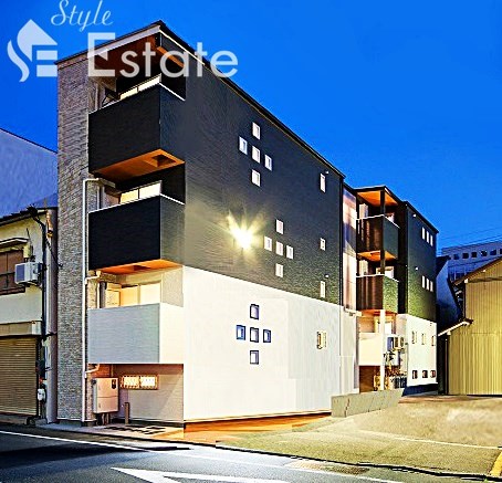 Ｅｔｏｉｌｅ　中村