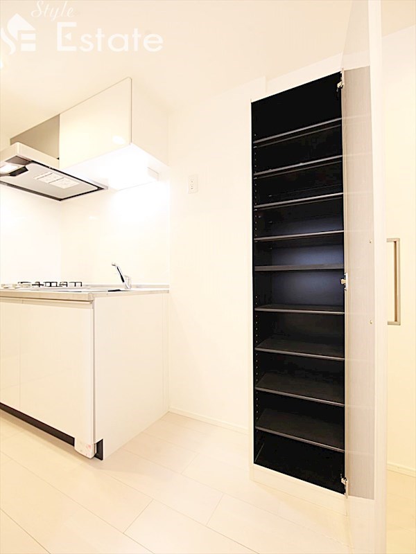 シューズボックス