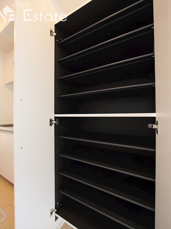 シューズボックス