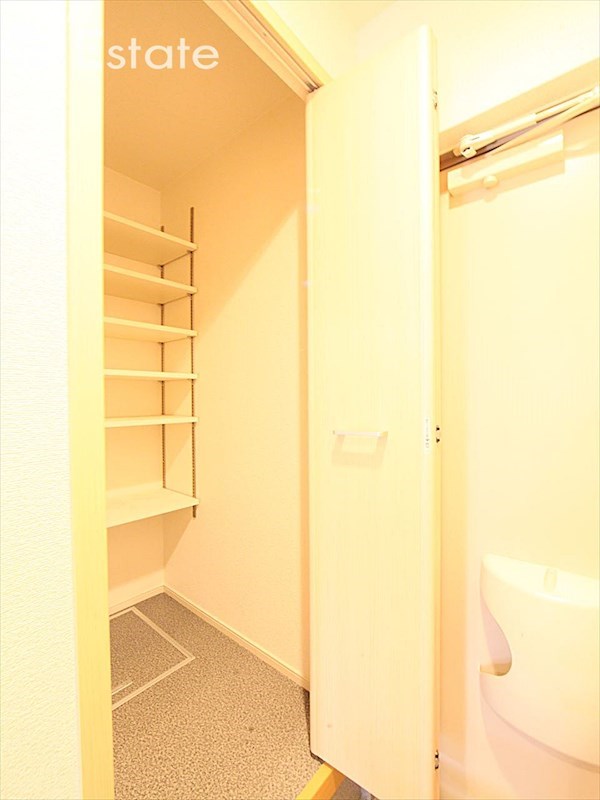 シューズボックス