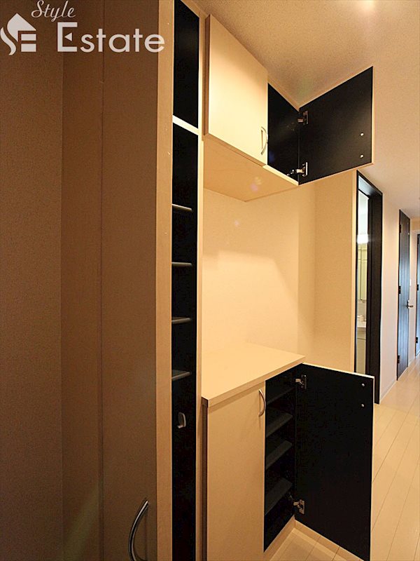 シューズボックス