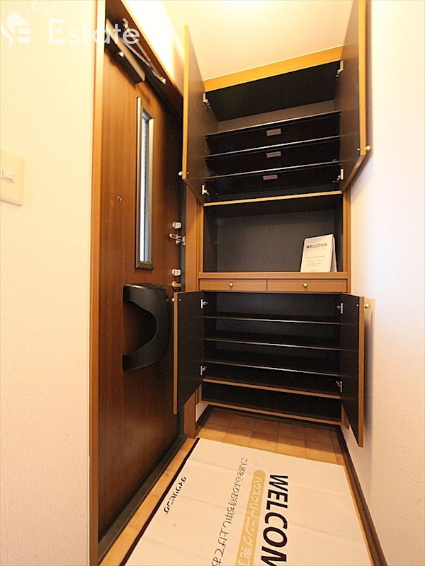 シューズボックス