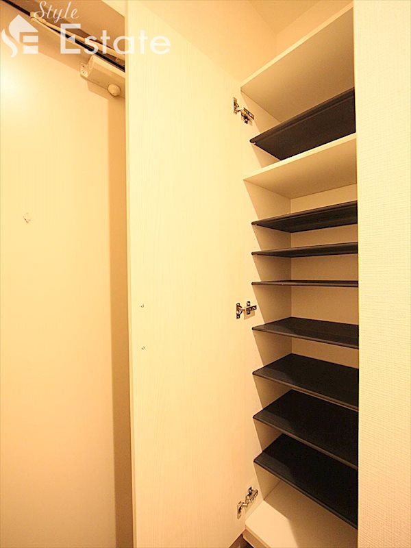 シューズボックス