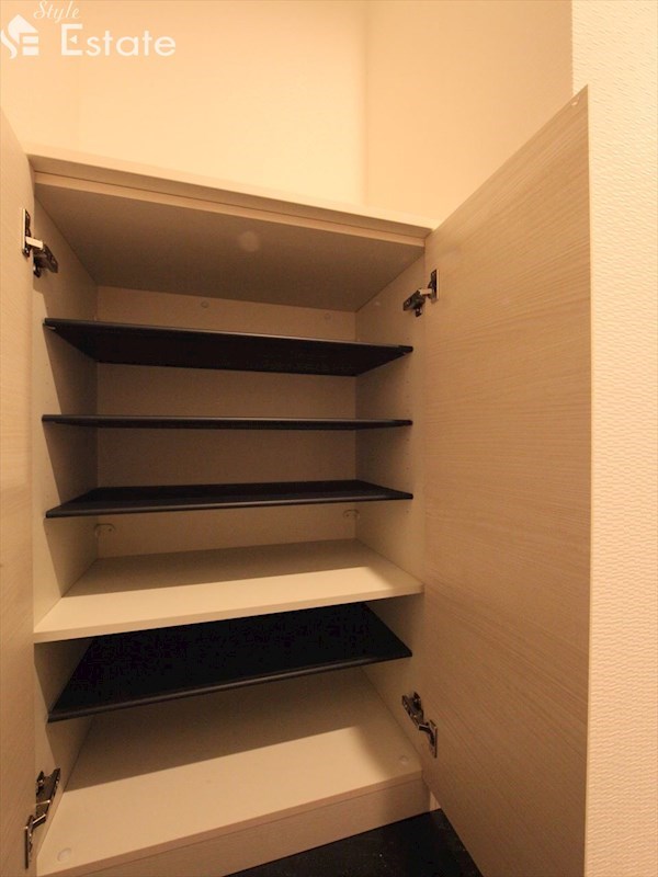 シューズボックス