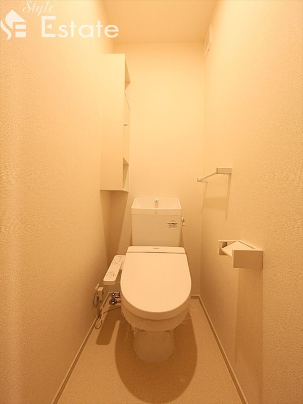 温水洗浄便座付トイレ