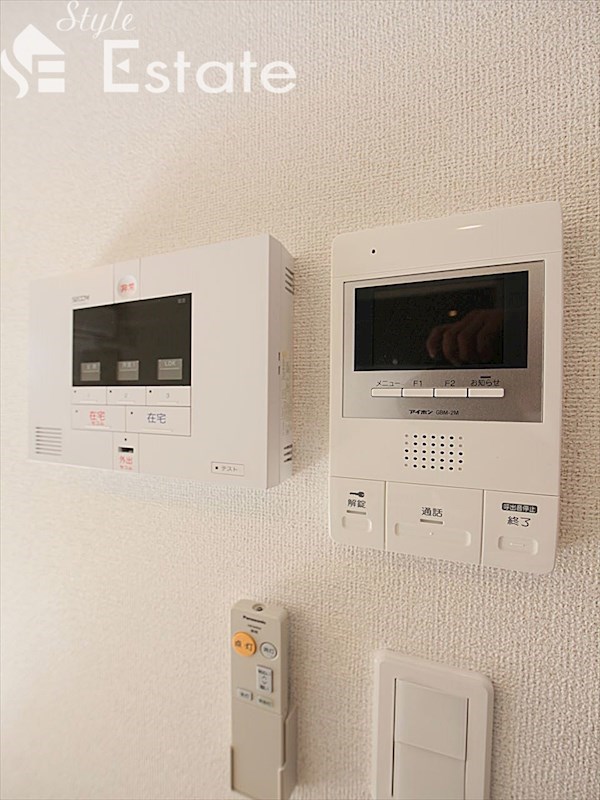 モニター付きインターホン★セコム付き