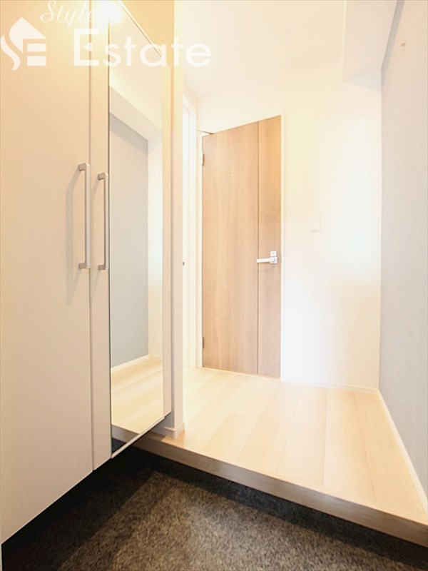 シューズBOX・全身鏡付き★