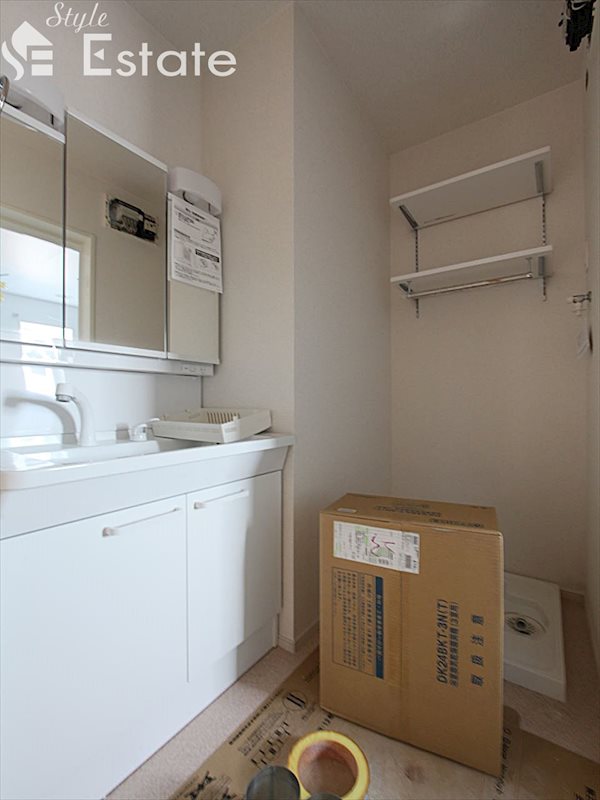 独立洗面台★室内洗濯機置き場