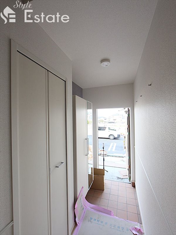 シューズBOX・全身鏡・収納充実★