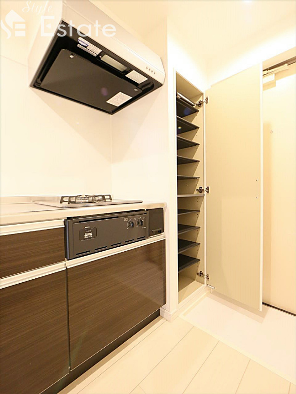 シューズボックス