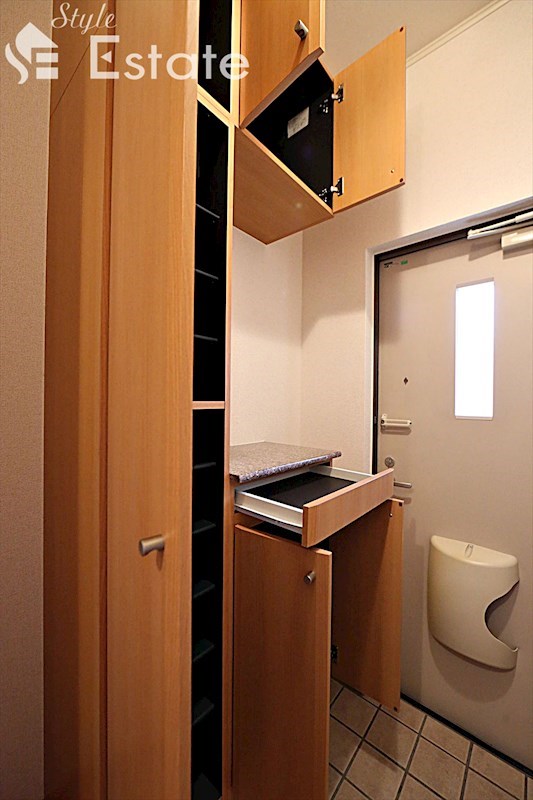 シューズボックス