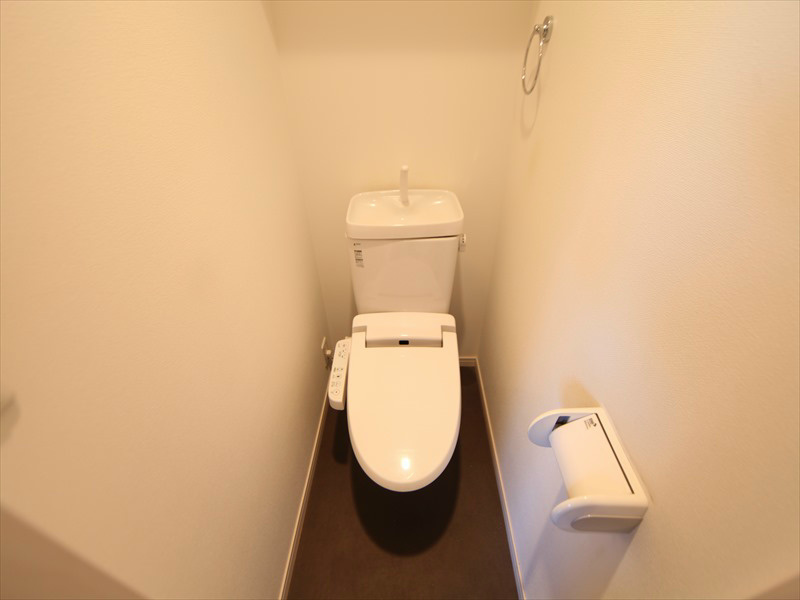 ウォシュレット付トイレ