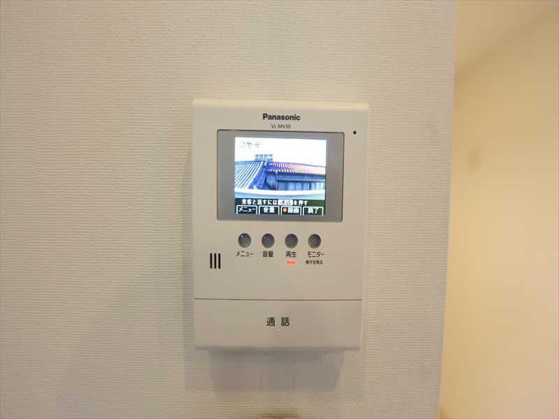 安心のモニター付きインターホン!
