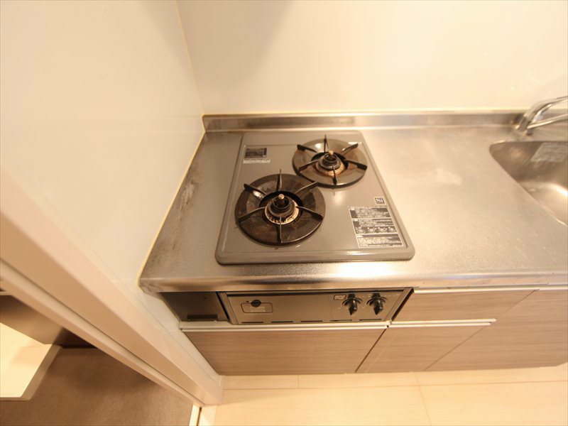 2口コンロの付いたシステムキッチン