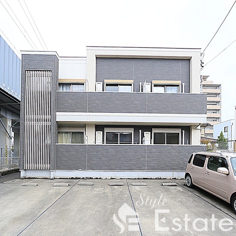 クレイビア熱田