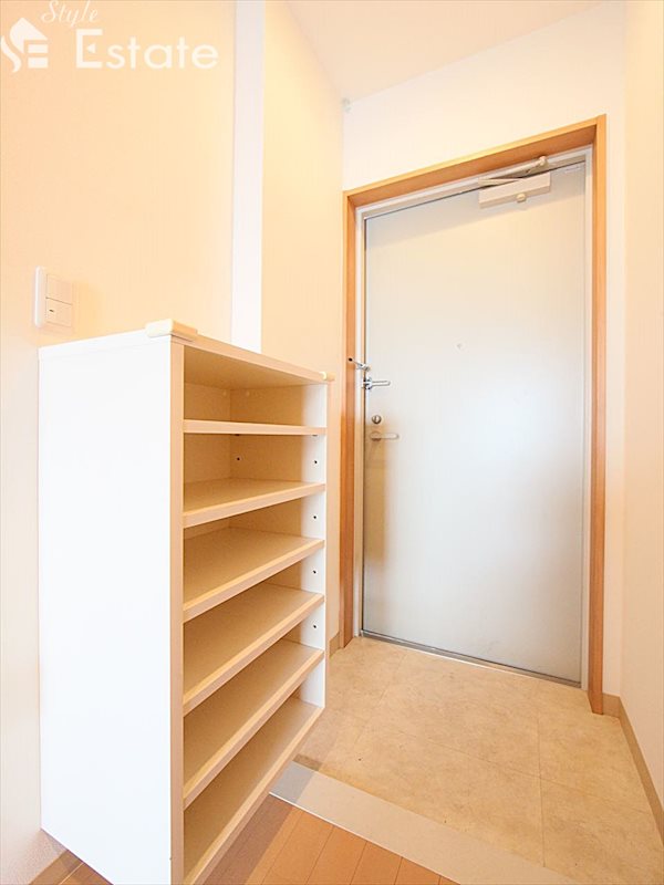 シューズボックス