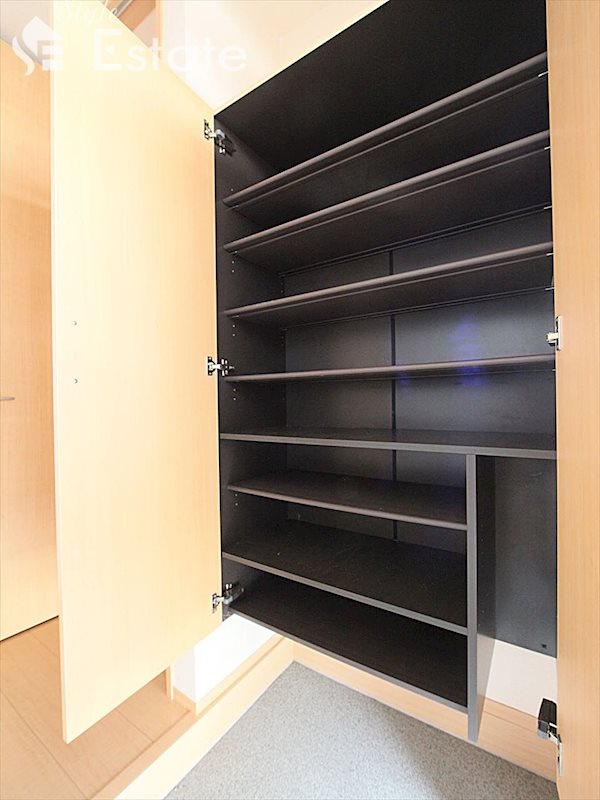 シューズボックス