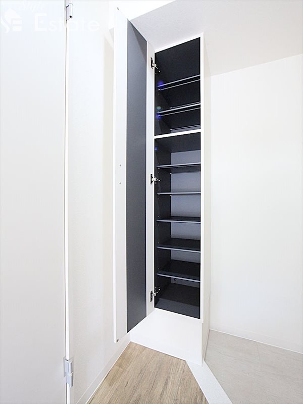 シューズボックス