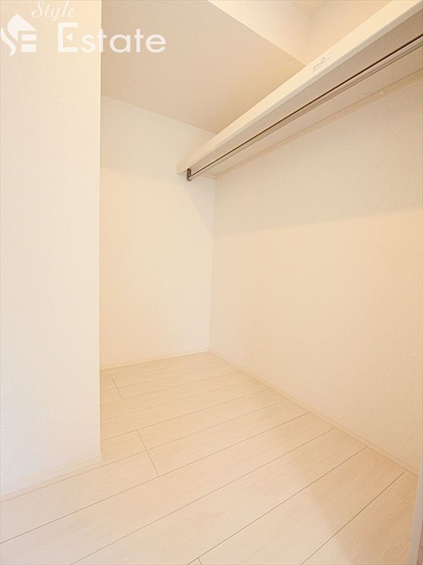 ウォークインクローゼット