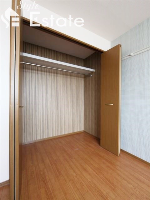 洋室1クローゼット★