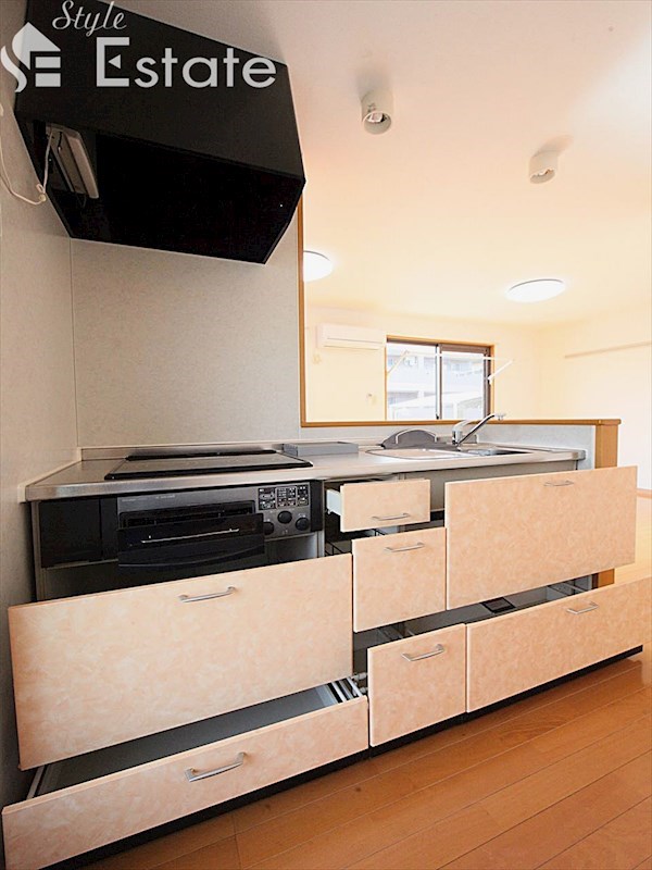 キッチン 収納スペース