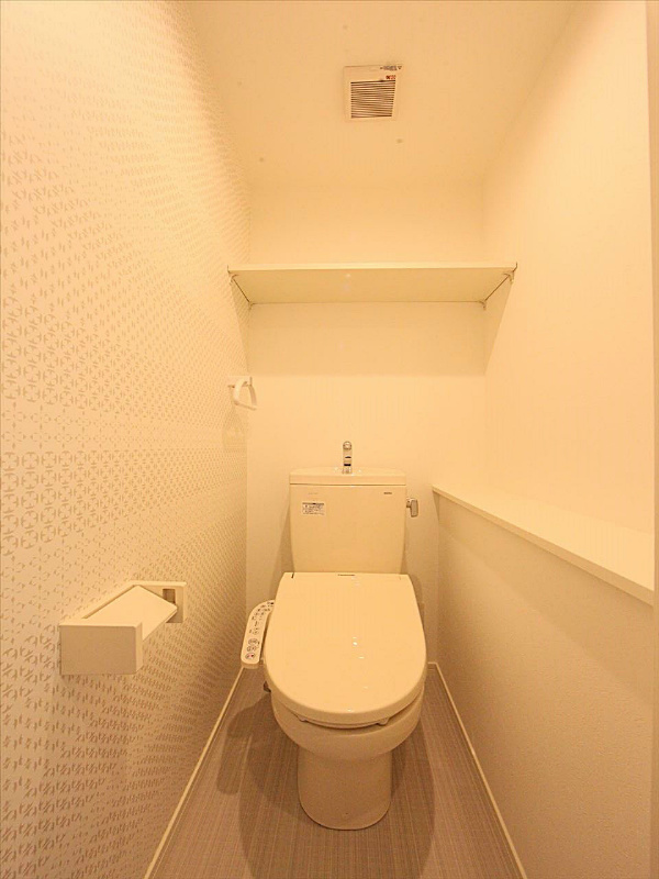 温水洗浄便座機能付