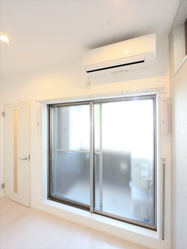 エアコンつてます