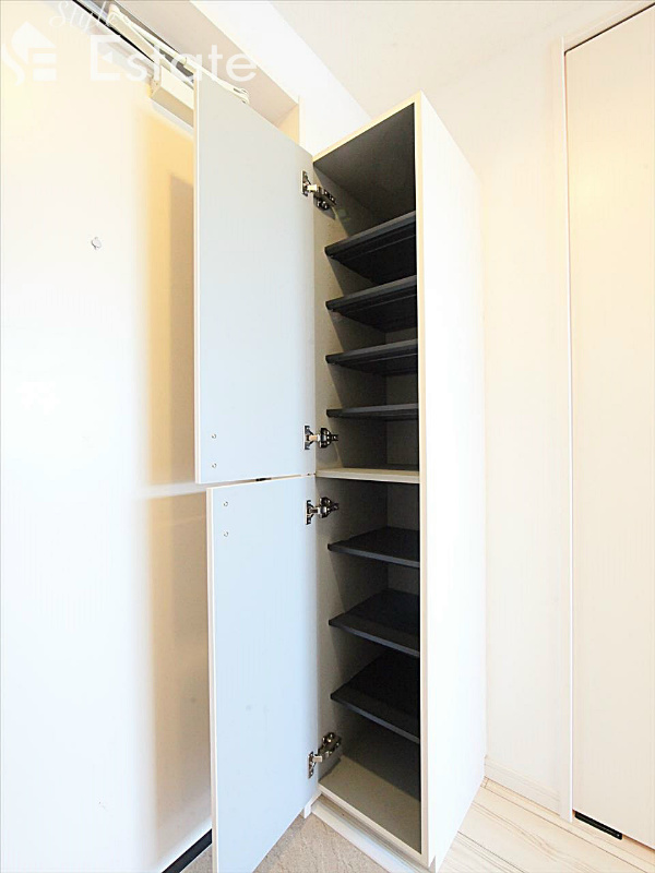 シューズボックス