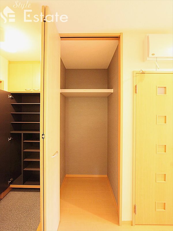 玄関 収納スペース
