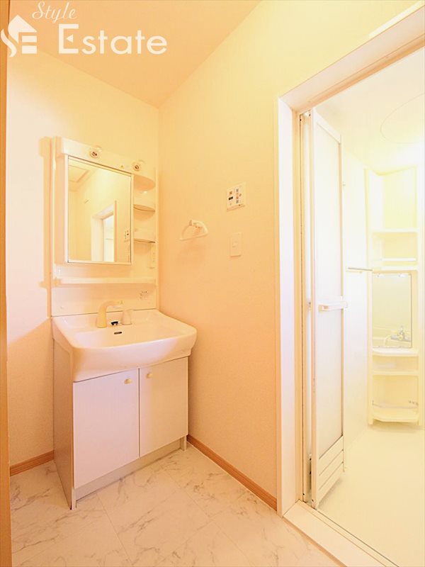 脱衣場 独立洗面台