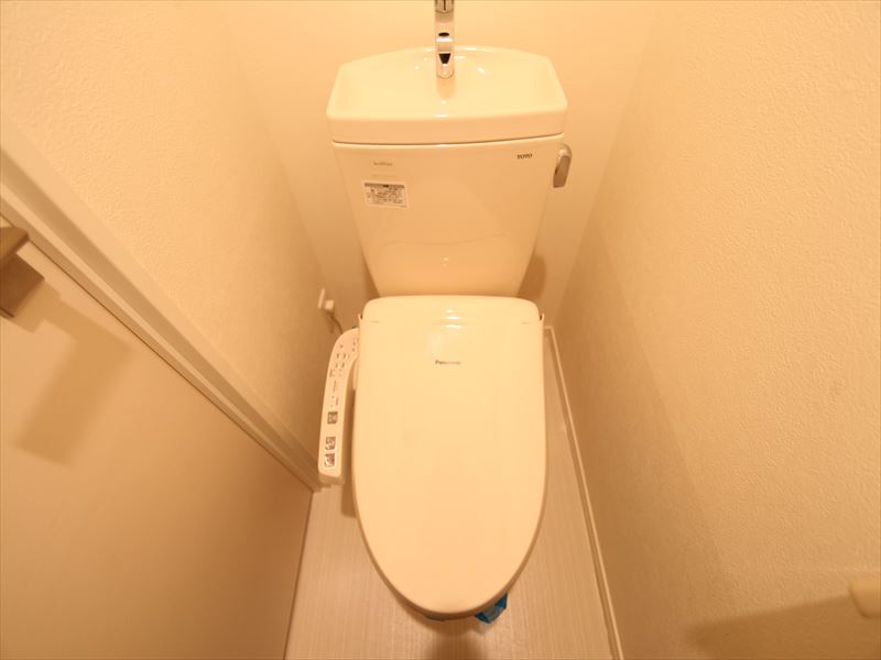 ウォシュレット付トイレ