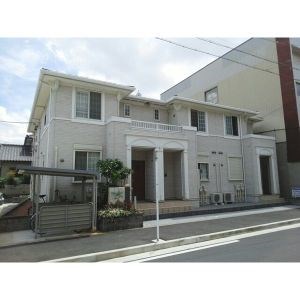 エミネンスヴィラ弐番館