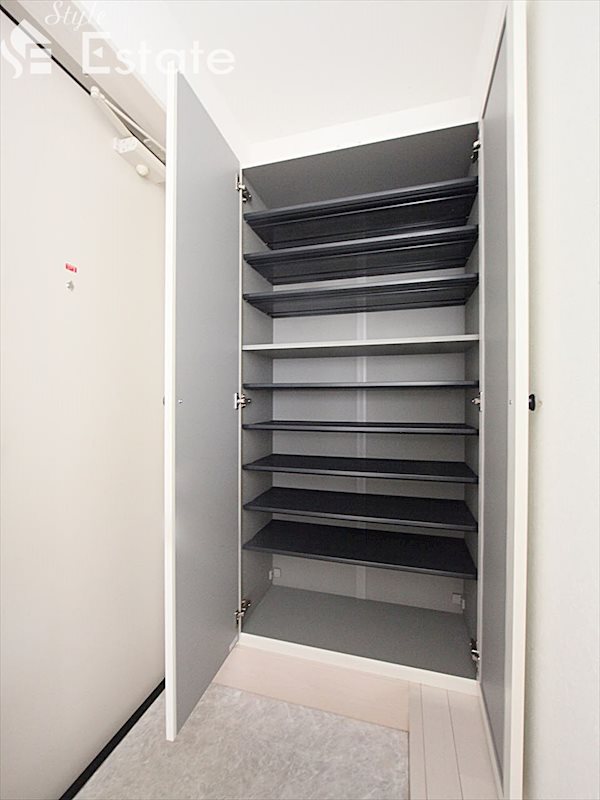 シューズボックス