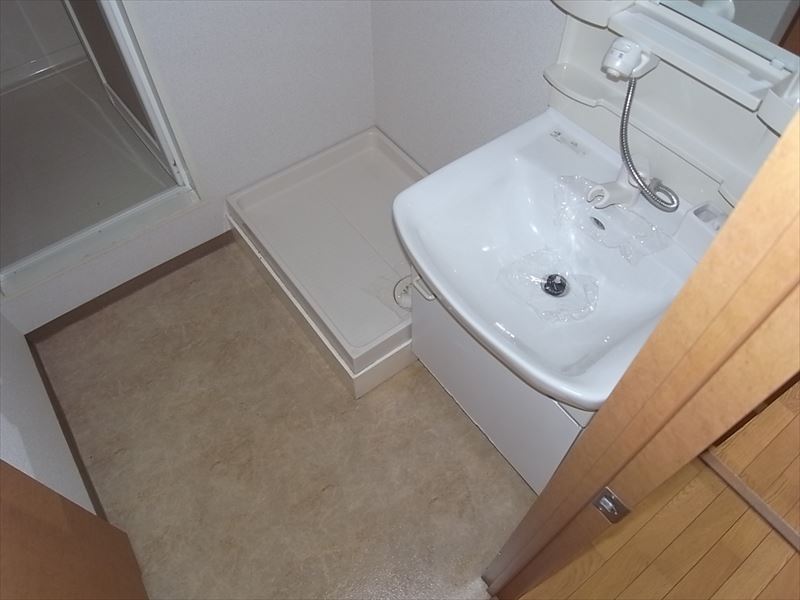 脱衣所 独立洗面台付