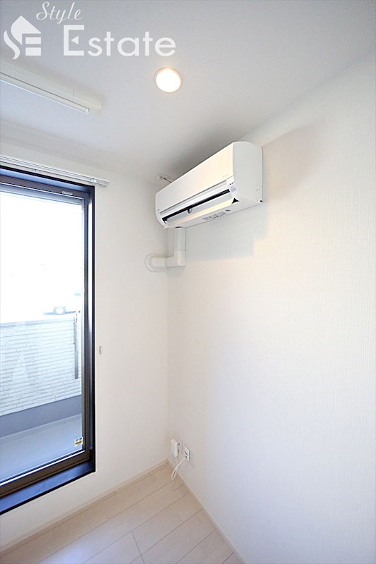 リビングエアコン