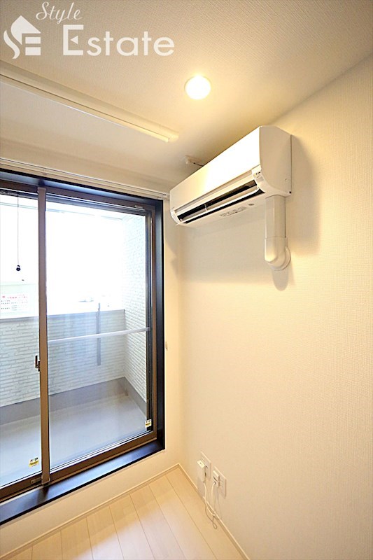 リビングエアコン