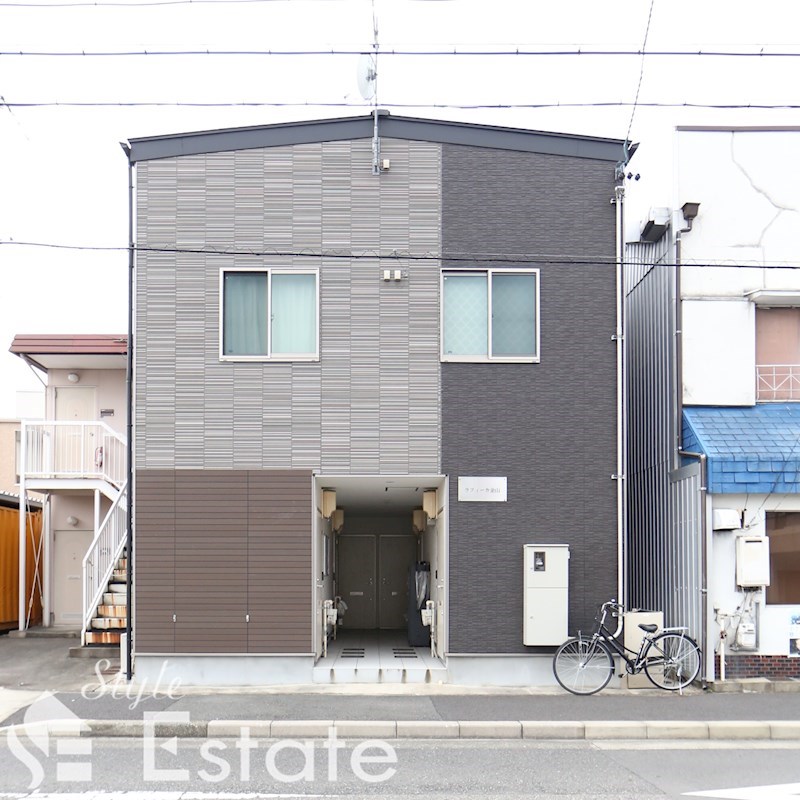 ラフィーカ金山